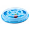 Interaktivní hračka pro kočky – disk s míčkem. Průměr disku 29 cm, výška 5 cm.