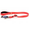 Velmi praktické, krátké vodítko pro psy s bezpečnostní spojkou k autopásu. Reflexní prošívání, nastavitelná délka 55–85 cm. Oranžové.