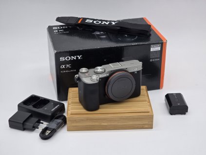Sony Alpha A7C – Stříbrný