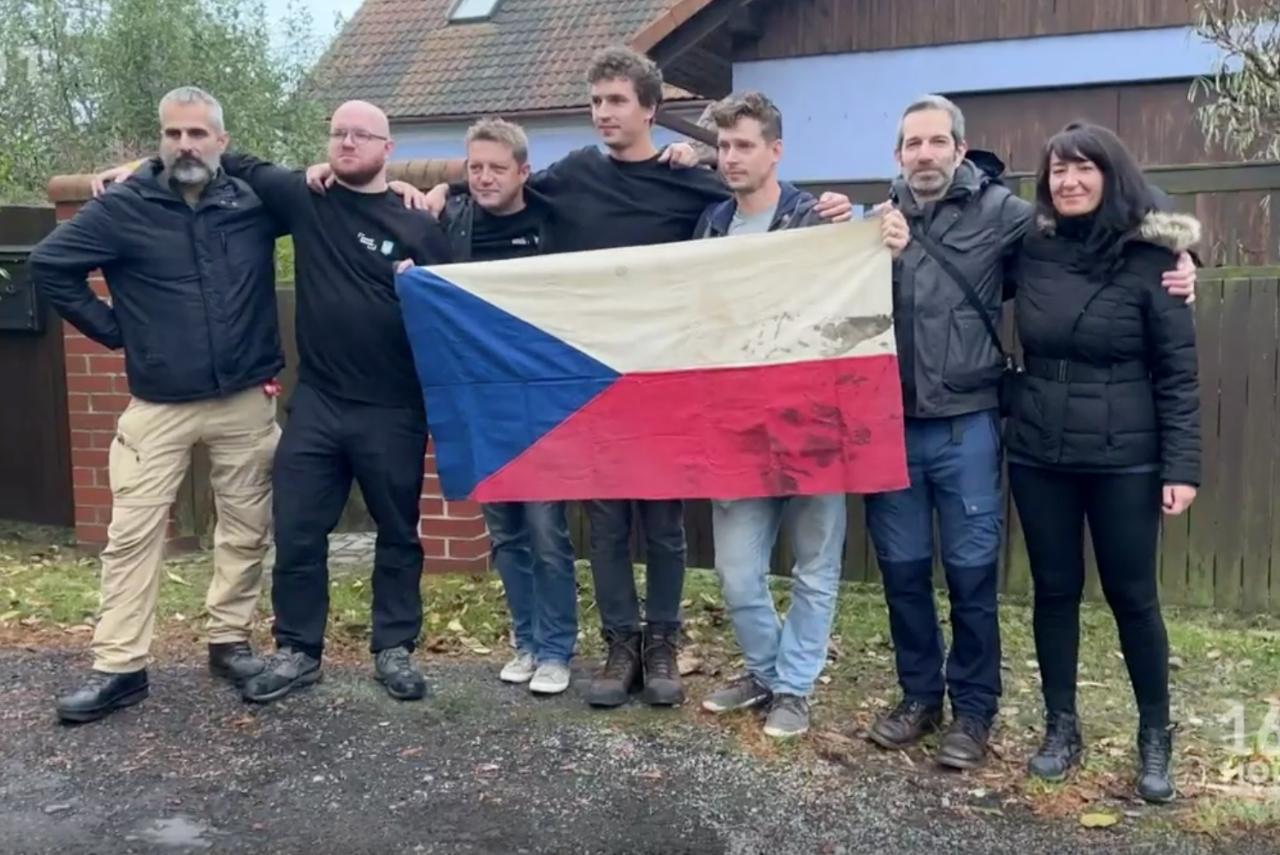 Na Ukrajinu vezla společnost Post Bellum nejen materiál za 4,5 mil. korun, ale tentokrát i něco navíc