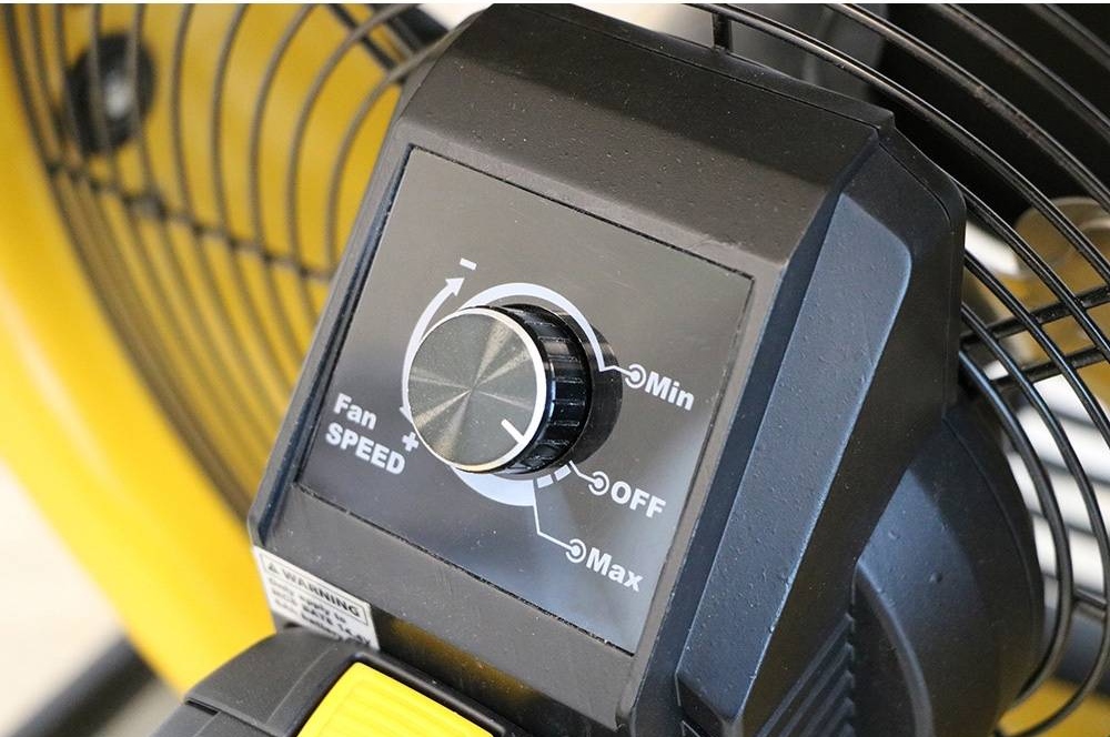 Profesionální ventilátor DFB16