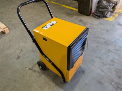 19846 5 outlet master dh 752 p odvlhcovac vysousec vzduchu