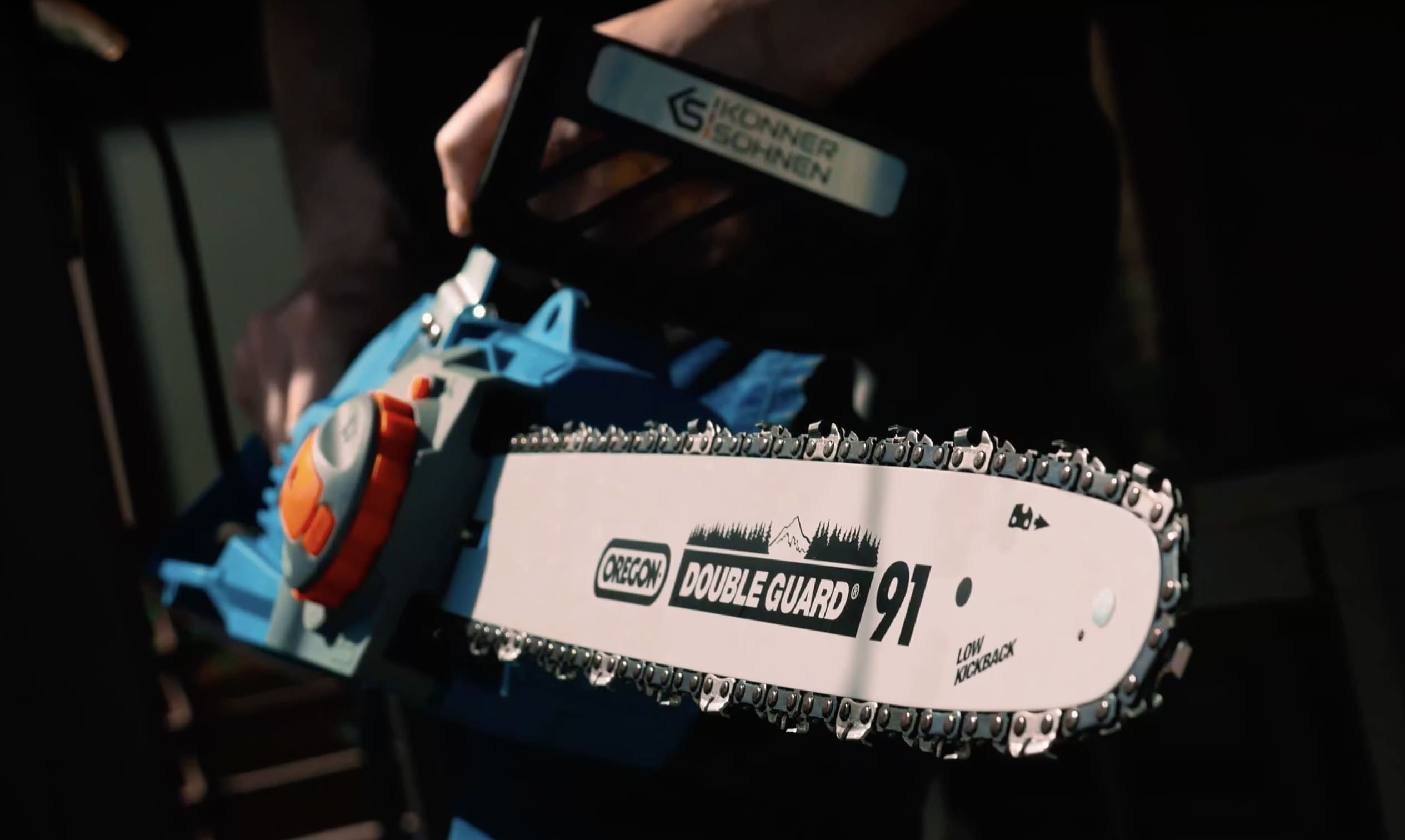 electric-chainsaw-ks