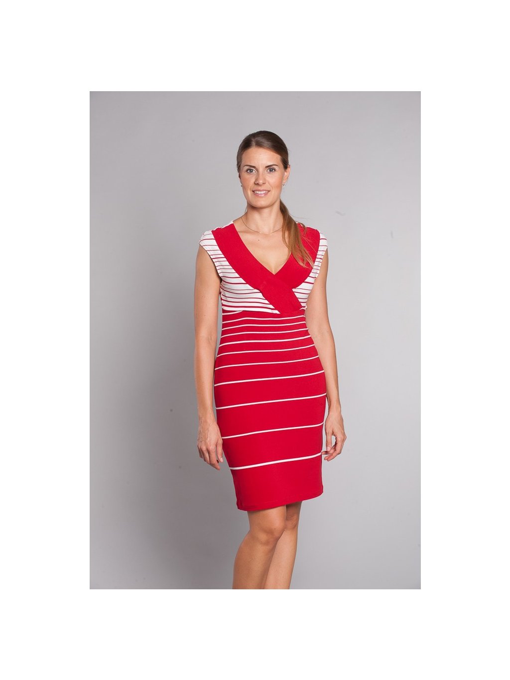 Dámské letní šaty bez rukávů Agáta (Barva červená, Velikost S)