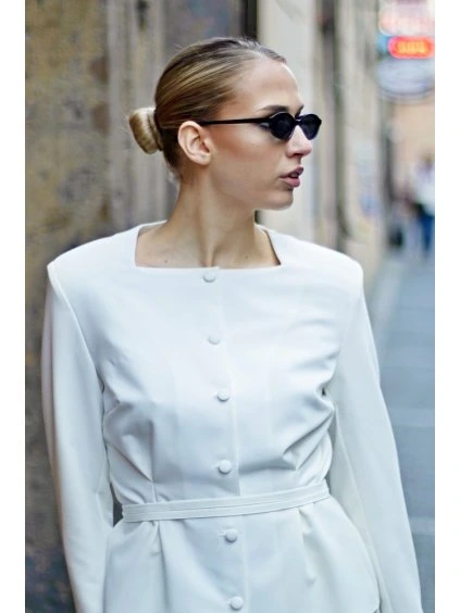 1A3383B9 C550 4337 9C14 C38811E193C8 01