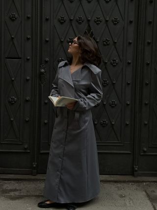 celý outfit na našem e-shopu nebo na prodejně! 💌 📍Na příkopě 853/12 Praha 1 Pasáž Černá růže 🥀 kabátek & sukně #czech...