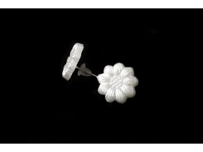 Náušnice - bílý květ