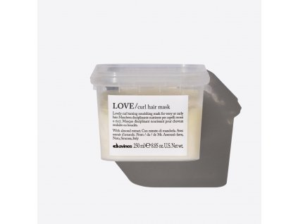 75530 ESSENTIAL HAIRCARE LOVE CURL Curl Mask 250ml Davines 1e772b0b 5d68 438e 9421 5ec04435f7ba 2000x