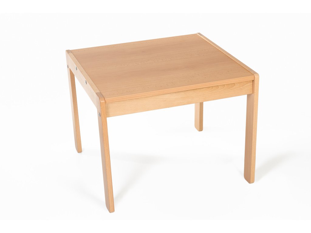 https://www.hajdalanek.cz/getFile/id:2262/type:size8/d%C4%9Btsk%C3%BD%20stolek%20LUCAS.jpg