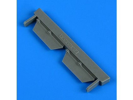 01 QBT 32272 L