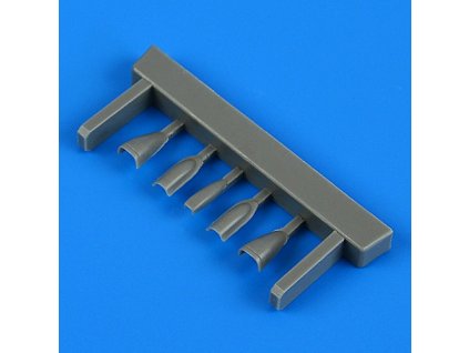 01 QBT 48984 L