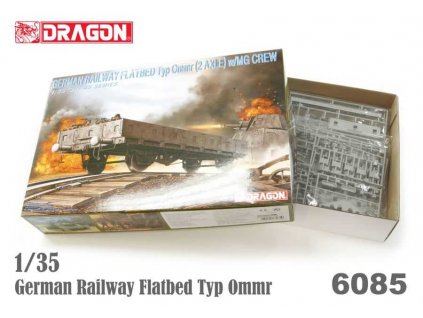 Model Kit military 6085 - GERMAN RAILWAY FLATBED Typ Ommr (2 AXLE) w/MG CREW (1:35)