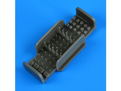 01 QBT 48992 L