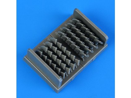 01 QBT 49010 L