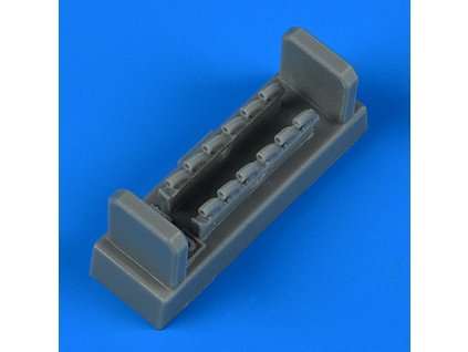 01 QBT 72681 L