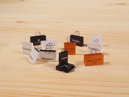 1/35 Shopping Bags - fashion brands