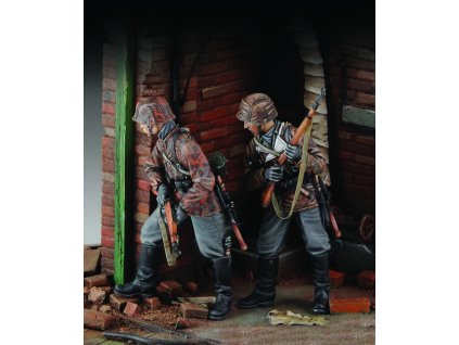 1/35 SS Grenadiers - 2 fig
