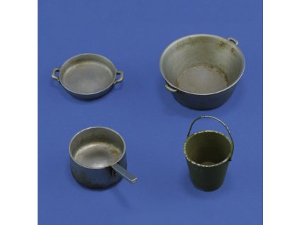 1/16 Cookware set and bucket