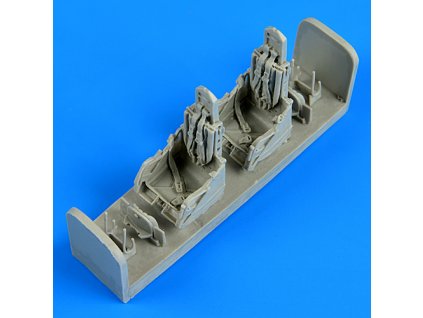 1/48 L-29 Delfín - early ejection seats with safety belts