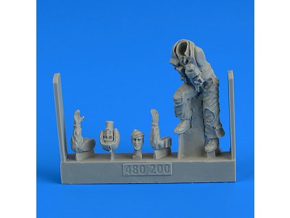 1/48 USAF Fighter Pilot on the ladder