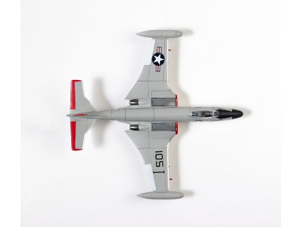 Model Kit letadlo 12548 - USN F2H-3 VF-41 "BLACK ACES" (1:72)