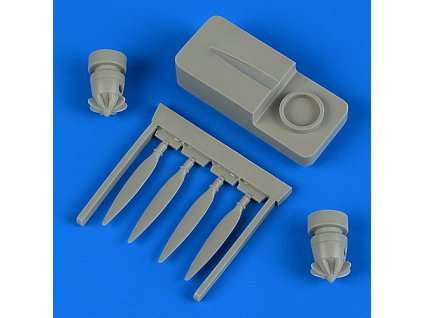 1/72 Fw 189 propellers w/tool (ICM)