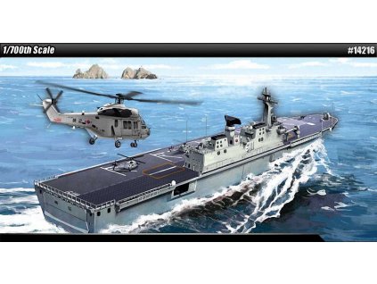 Model Kit loď 14216 - ROK NAVY DOKDO (LPH 6111) MCP (1:700)