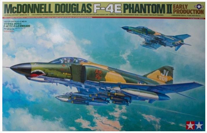 1/32 McDonnell Douglas F-4E Phantom II Early