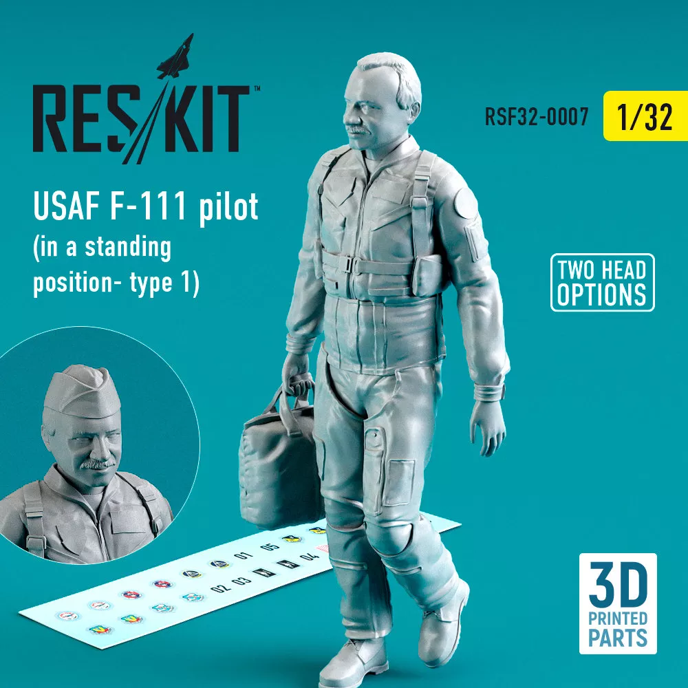 1/32 USAF F-111 pilot in a standing posit. type 1