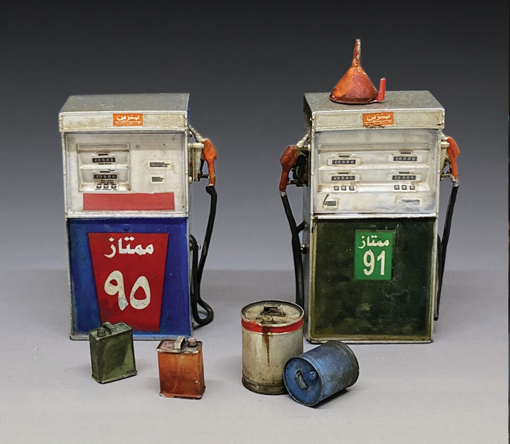 1/35 Modern Gas pumps Mid Orient