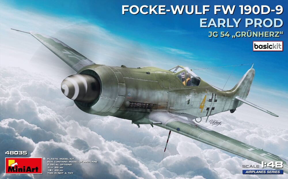 Fotografie 1/48 Focke-Wulf Fw 190D-9 Early Prod. JG 54 Grünherz Basic Kit (BASIC KIT)
