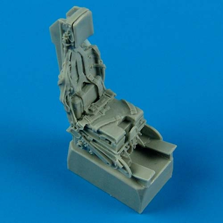 1/48 F-104C/J Startfighter ejection seat with safety belts