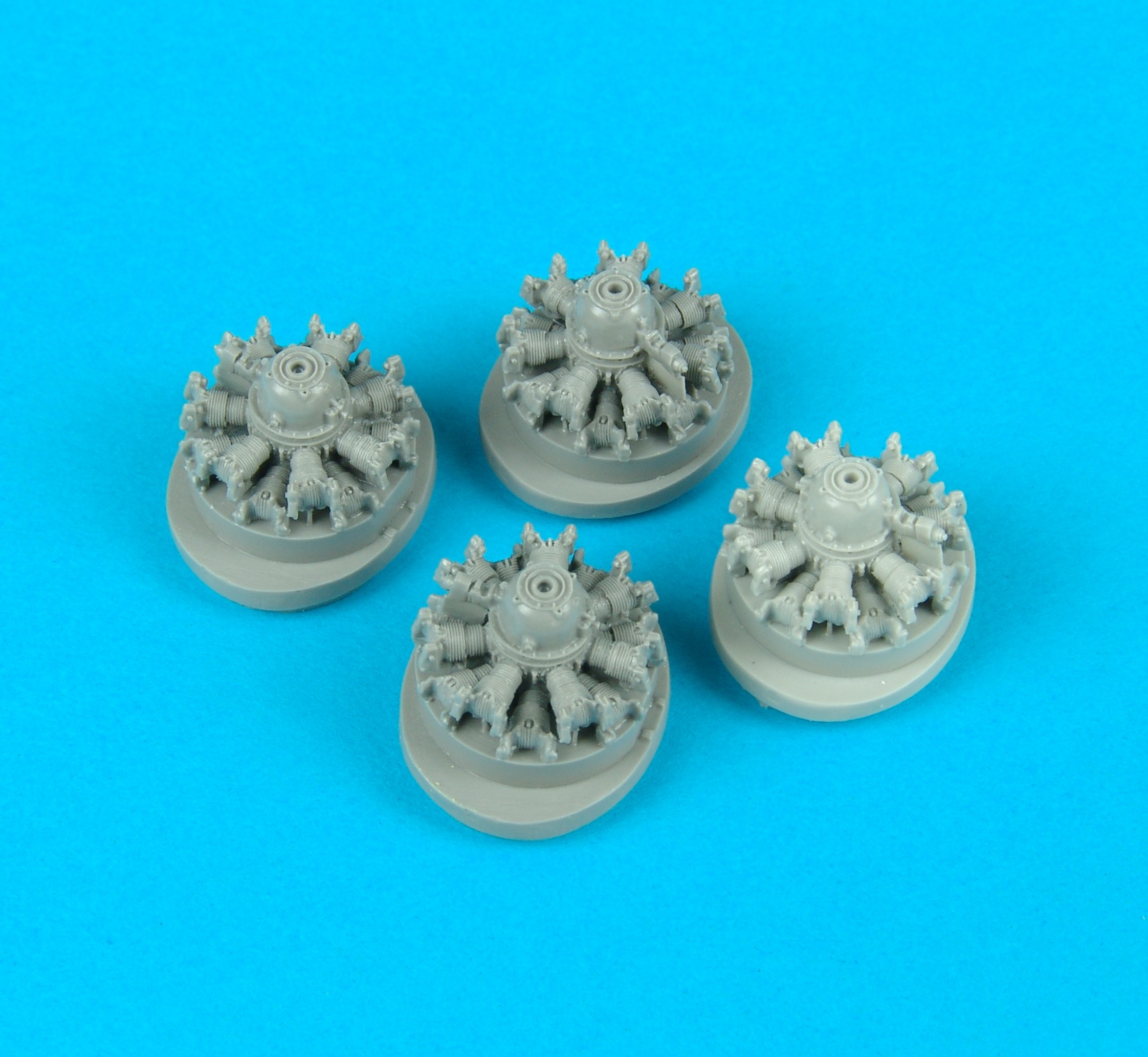 1/72 B-24 engines (for Academy)