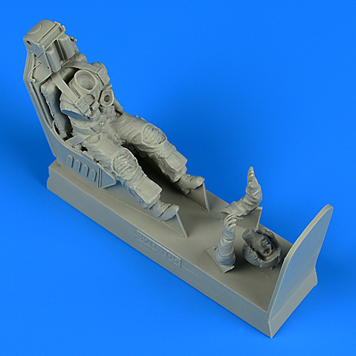 1/32 US Navy Pilot with ejection seat for A-7E Corsair II early V. - fitted with Escapac IG-2/IC-2 ej. seat