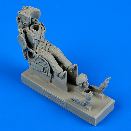 1/48 Russian Pilot with KS-4 ejection seat for Su-7/9/11/15/17 …