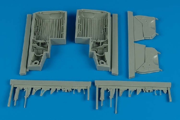 1/32 P-47D Thunderbolt wheel bays