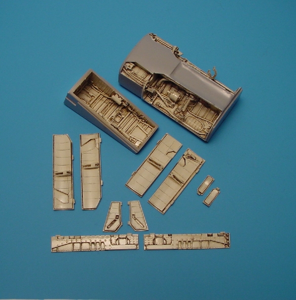 1/48 A-7 Corsair II wheel bays