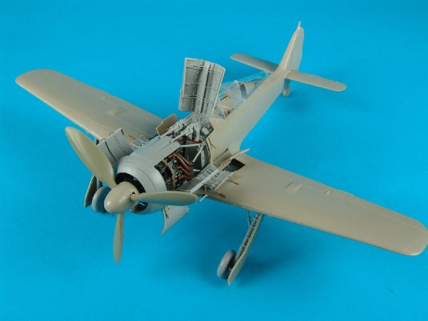 1/48 Fw 190A-8 engine set