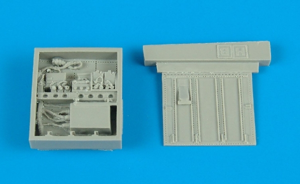 1/48 A-10A Thunderbolt II electronic bays