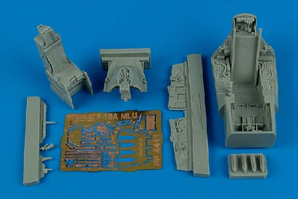 1/48 F-16A MLU Fighting Falcon cockpit set