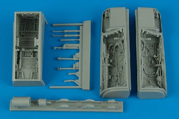 1/48 A-7 Corsair II wheel bays