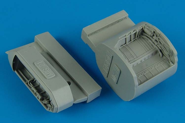 1/48 MiG-21 wheel bays