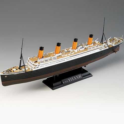 Fotografie Model Kit loď 14214 - R.M.S. TITANIC "CENTENARY ANNIVERSARY" MCP (1:700)