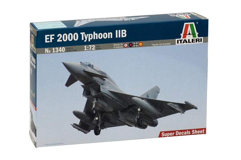 Fotografie Model Kit letadlo 1340 - EF 2000 TYPHOON with seater (1:72)