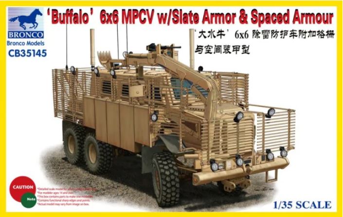 Fotografie 1/35 'Buffalo' 6x6 MPCV w/Slat Armor & Spaced Armor