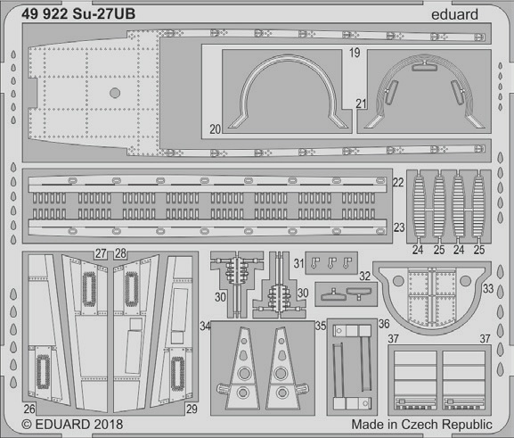 Fotografie 1/48 Su-27UB interior (HOBBY BOSS)
