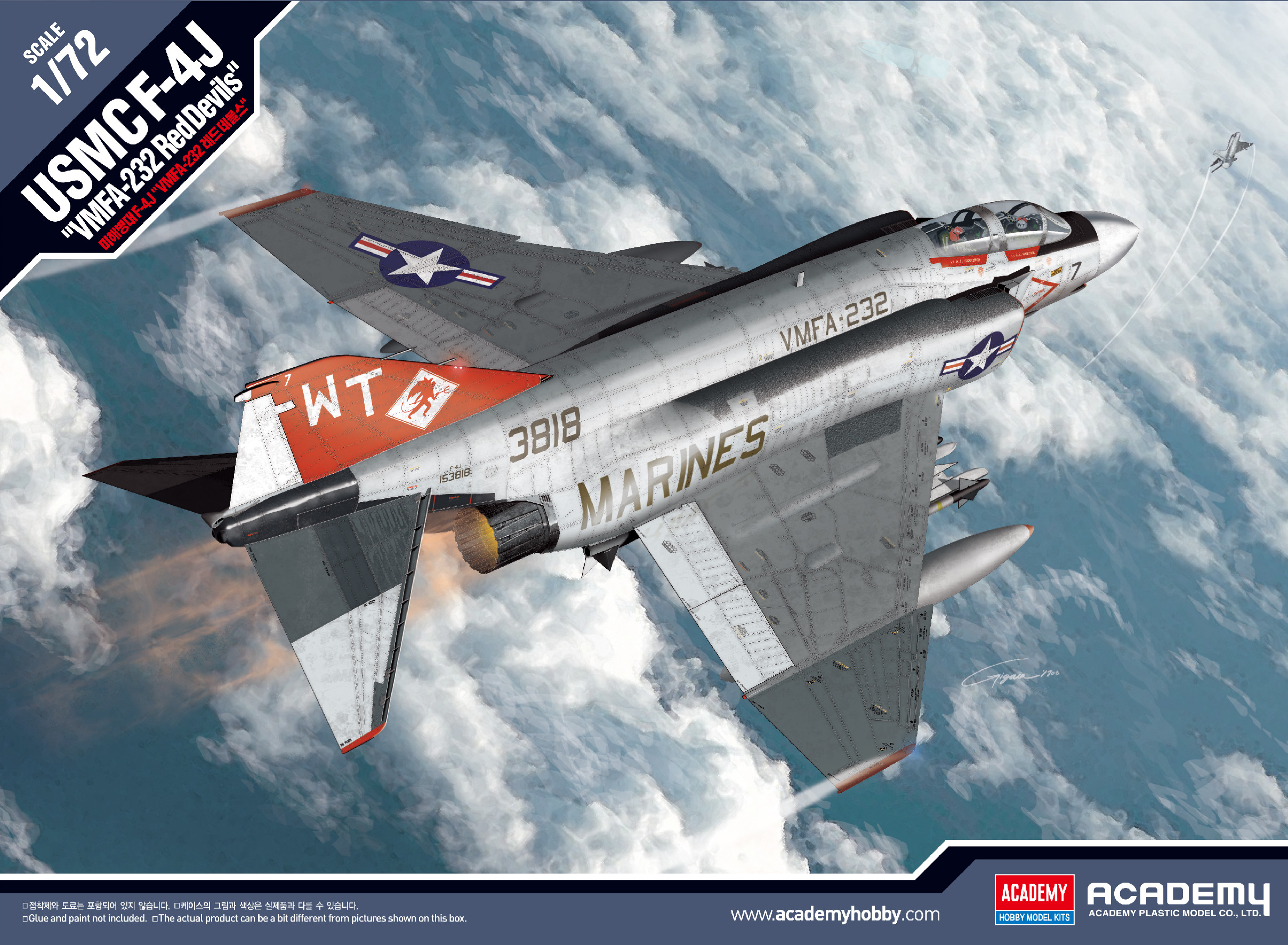 Fotografie Model Kit letadlo 12556 - USMC F-4J "VMFA-232 Red Devils" (1:72)