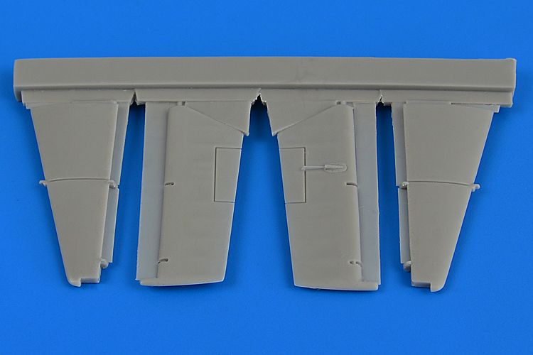 1/72 F4F-4 Wildcat control surfaces (AIRFIX)