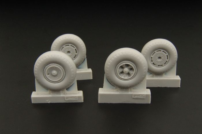 1/48 Wheels for F.Barracuda Mk.II (two types)