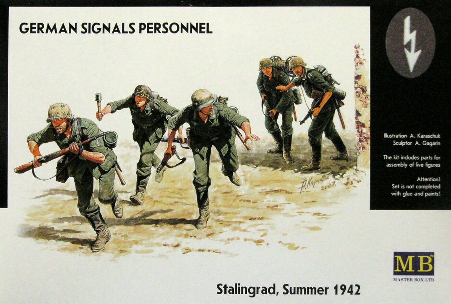 1/35 German signals personnel (Stalingrad, 1942)